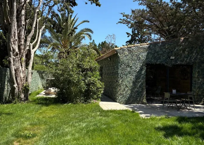 And * Le Grau-dʼAgde