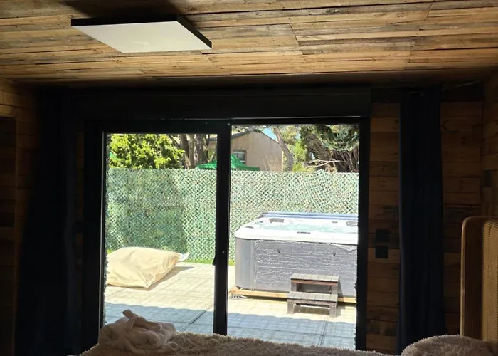 And * Le Grau-dʼAgde