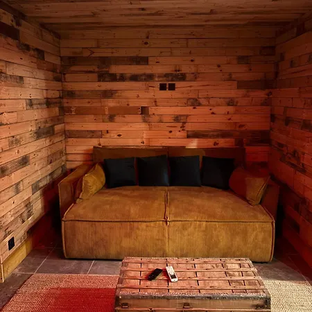 And Apartment *